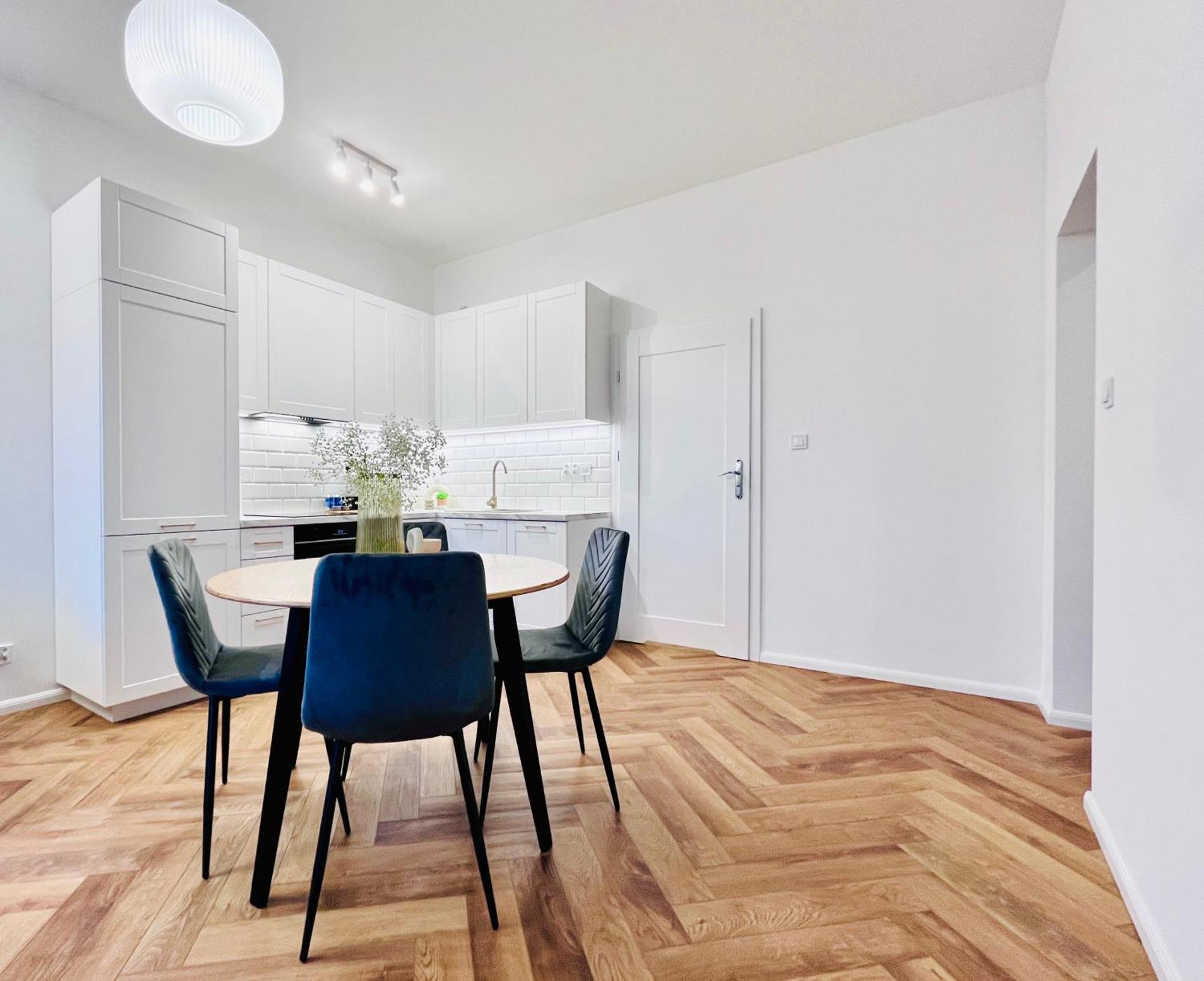 Apartamenty Kamienica Centrum - 1 Maja Lubin  Ngoại thất bức ảnh